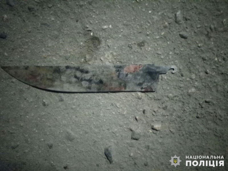 У Покровській оперзоні від ножових поранень тяжких тілесних ушкоджень зазнали два чоловіки