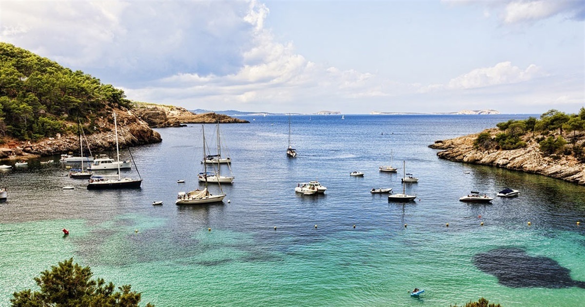 На пляжах Іспанії виявили фекальні забруднення. Куди не варто їхати на відпочинок