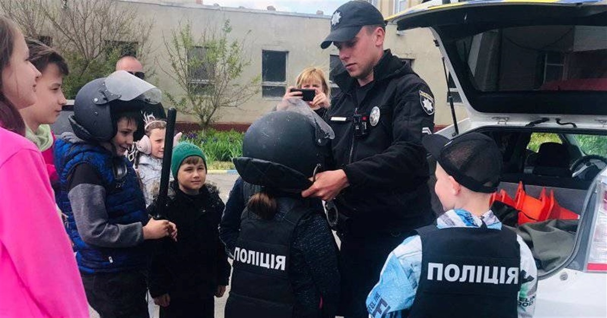 Старокостянтинівщина. Новини воєнного часу. 16-22 травня. Про освітлення, допомогу, екскурсію