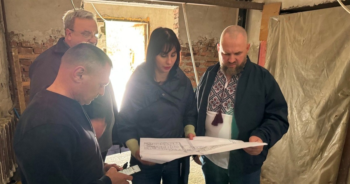 Лікарня під лікарнею. У Покровську за підтримки бізнесу облаштовують медзаклад під землею