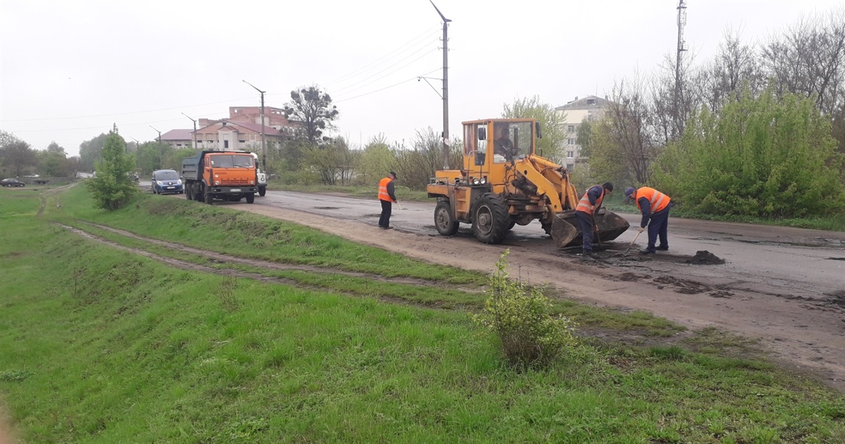 Мер Переяслава домовляється про ремонт дороги по вулиці Золотоніське шосе