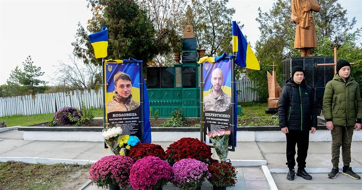У Кадомці відкрили Алею Слави: сльози, вдячність і пам’ять про полеглих Героїв-земляків