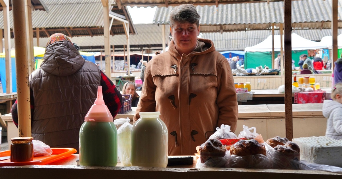 "Скоро вже буде Пасха": скільки на базарі у Переяславі коштували продукти до Великодня?