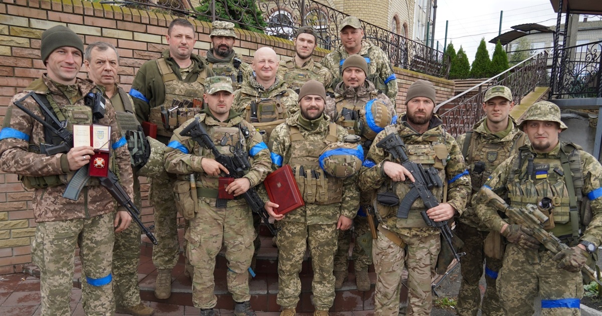 Воїнів 80-ої окремої десантно-штурмової бригади президент України відзначив державними нагородами