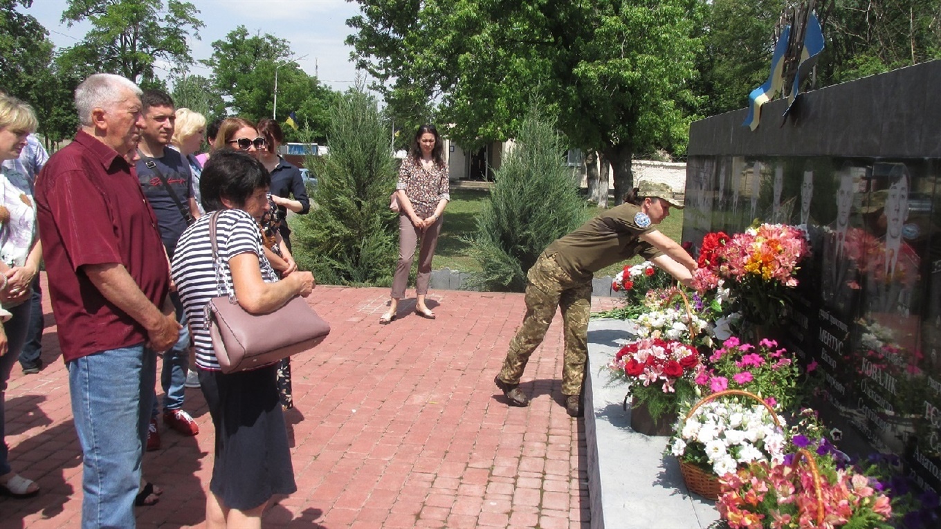 В Мелитополе прошли чествования экипажа Ил-76, сбитого боевиками 6 лет назад на подлете к Луганску