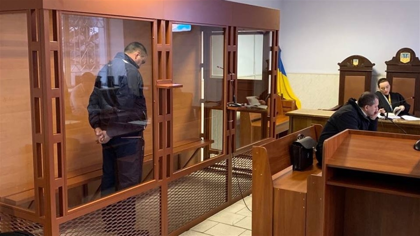 Чоловіка, який стріляв у підлітка у Волноваському районі, випустили з-під варти
