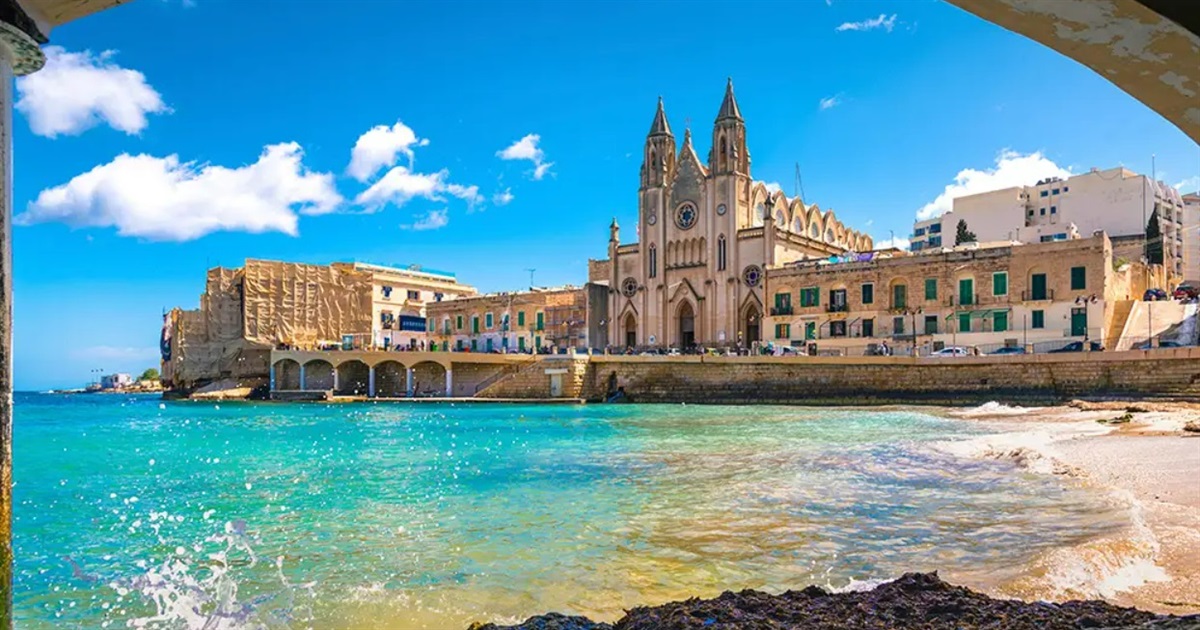 Куди поїхати замість Дубаю. Топ-3 сонячні напрямки цієї весни