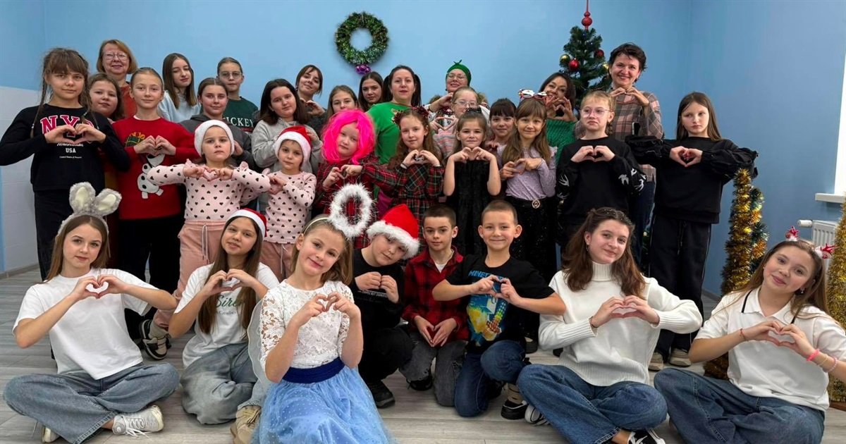 Новорічні дива у Старокостянтинові: дитячі усмішки запалили у Центрі творчості