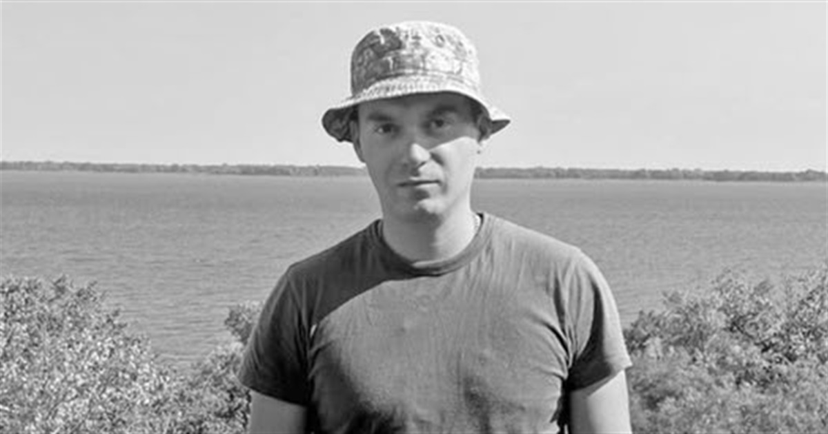 Загинув воїн-уродженець Херсонщини Лозовський Владислав, котрий заповідав поховати його у Чорткові