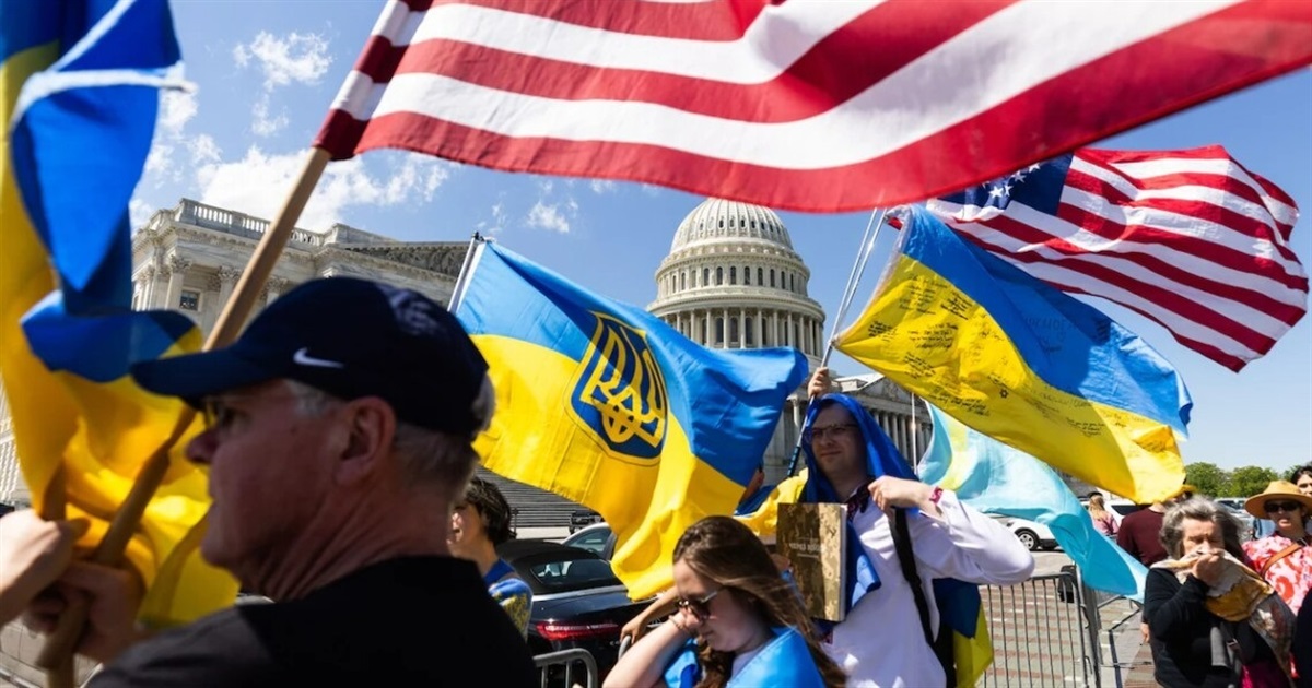 Українські біженці в США залишились без продуктової допомоги. Що відбувається