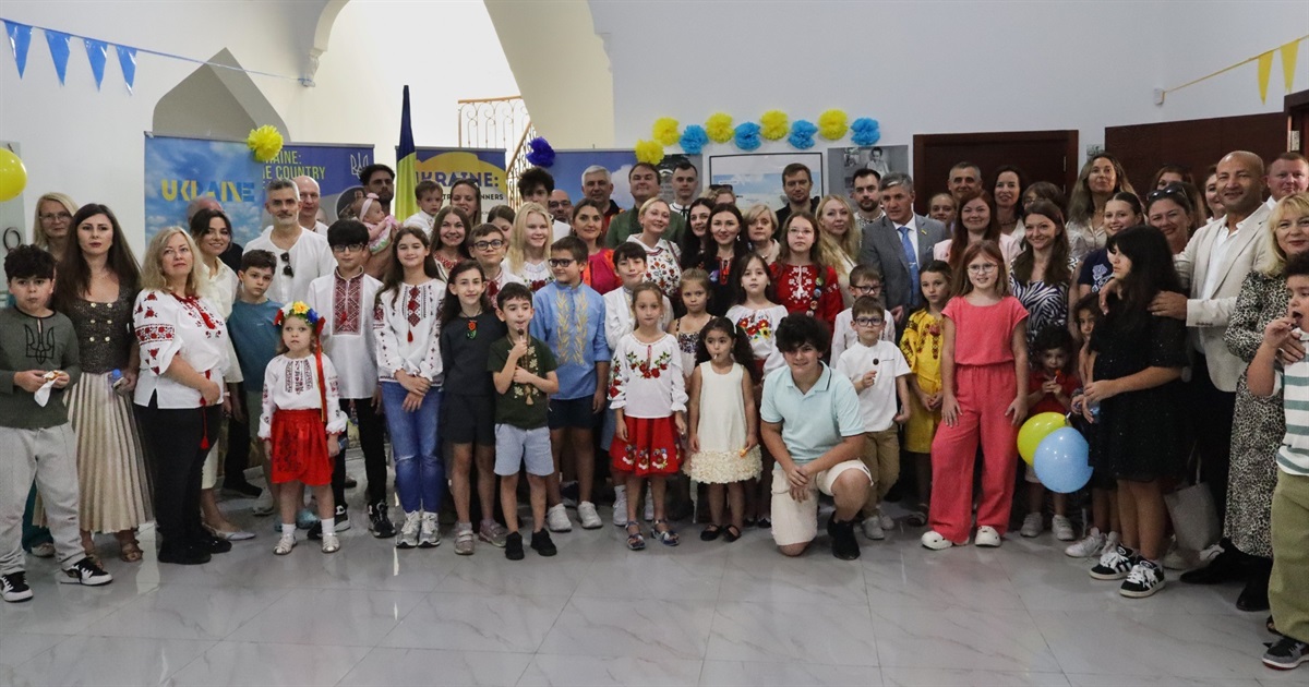 Українська школа «Дивосвіт» розпочала новий навчальний рік у стінах Посольства України в ОАЕ