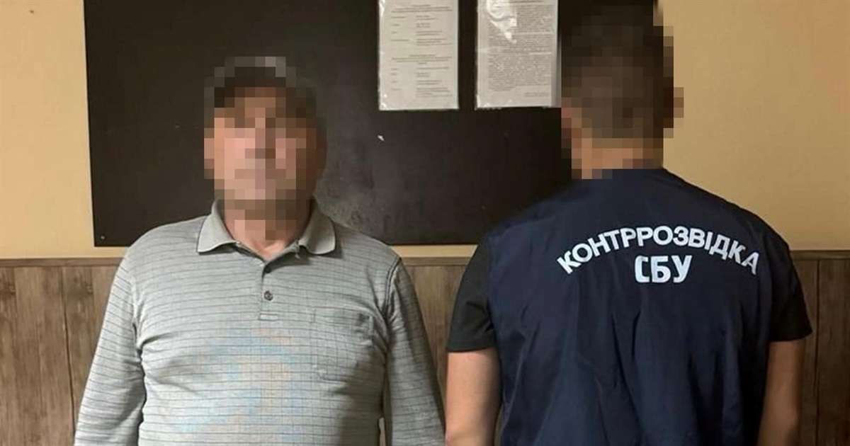 Житель Житомирщини, який допомагав ухилянтам, намагався у ластах переплисти річку до Білорусі