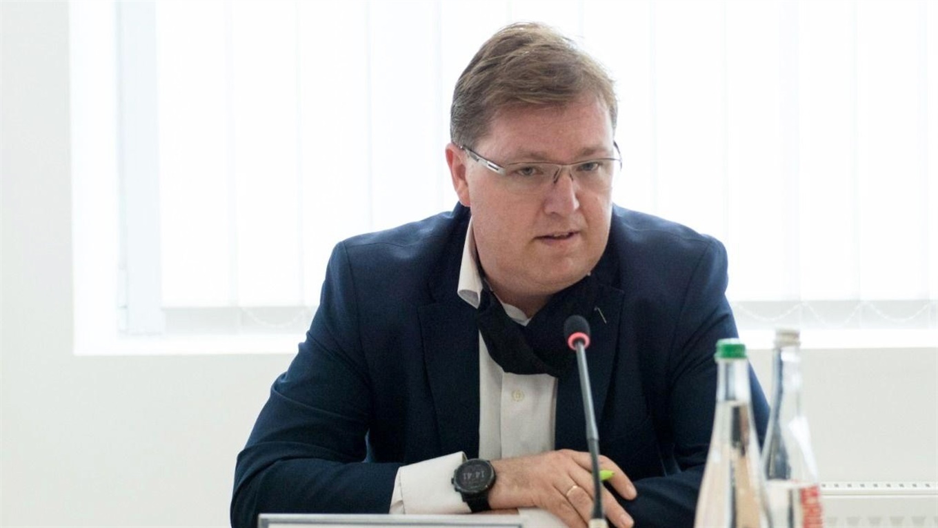 «Спочатку дороги, тоді інвестиції, інфраструктура і робочі місця» – Мензул про перспективи нової ОТГ