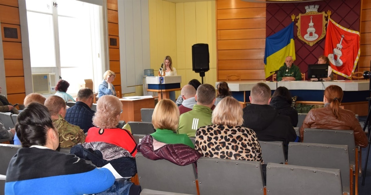 На сесії відзвітувалися, скільки благодійних коштів витратили на місцеву тероборону