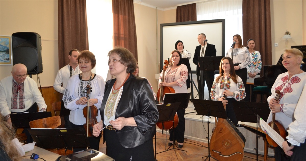 Оркестр народних інструментів Чортківської музичної школи ім. Василя Мармуса відзначив свій ювілей