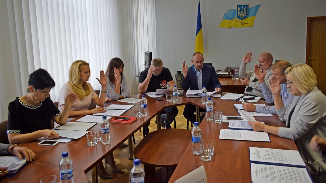 Засідання виконкому: розпочнеться ремонт дороги по Київському проїзду