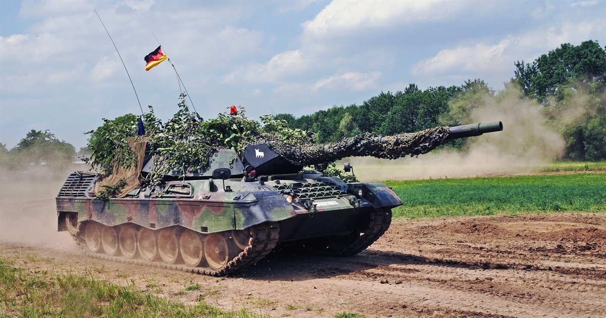 Німеччина дала добро на Leopard 1 для ЗСУ, Зеленського просять повернути премії військовим: 3 лютого