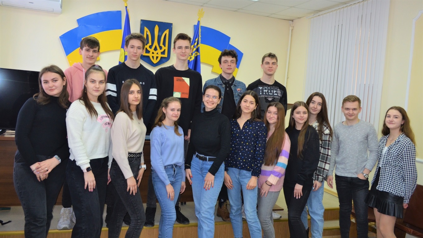 У Молодіжної ради Біляївської громади новий голова та оновлений склад: які у них плани та ідеї  
