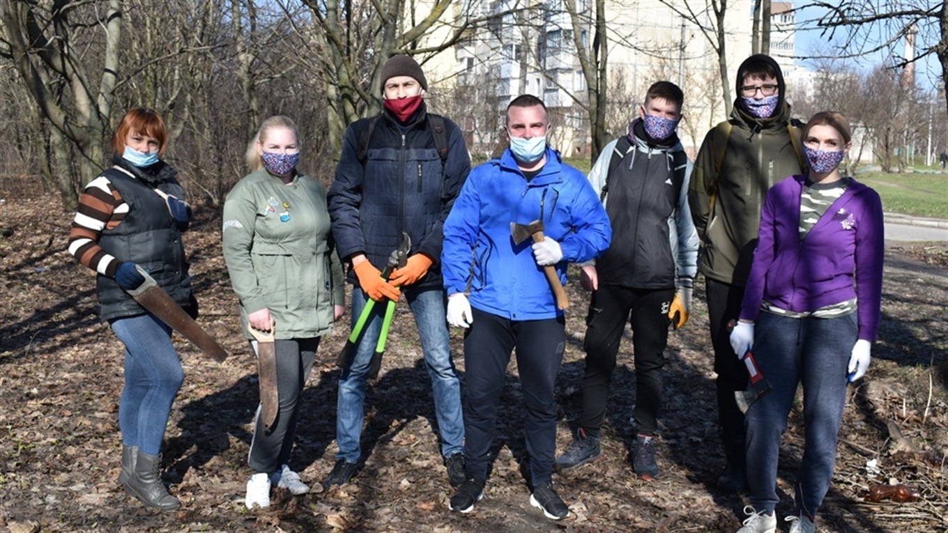 У Переяславі парк "Набережний" розчищали від порослі та чагарників