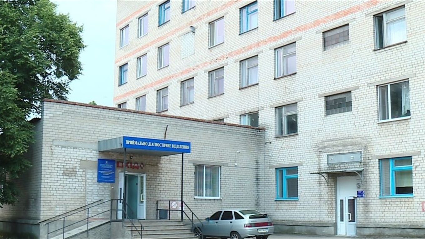 У Пологівській БЛІЛ будують киснепровід та розгортають додаткові ліжка для хворих на ковід