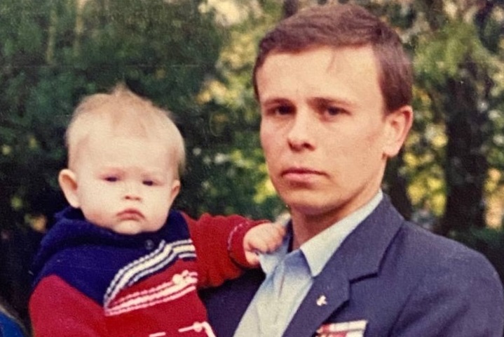 Аліна з батьком, сімейний архів 