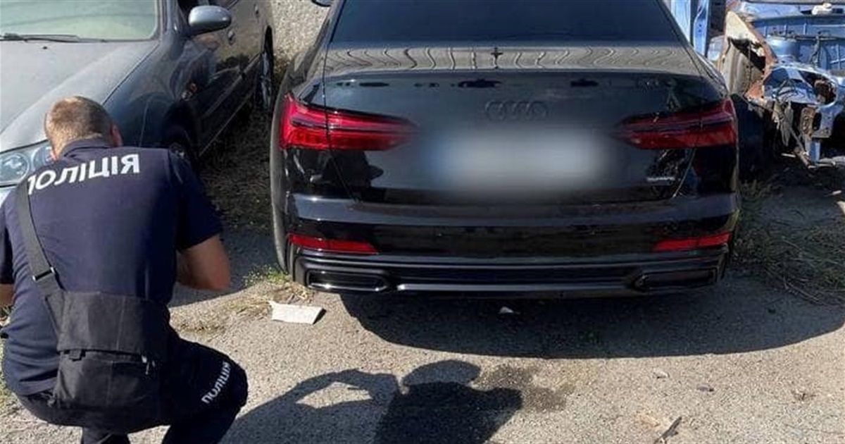 В Софіївській Борщагівці чоловіка побили в ресторані та вкрали гроші з криптогаманця