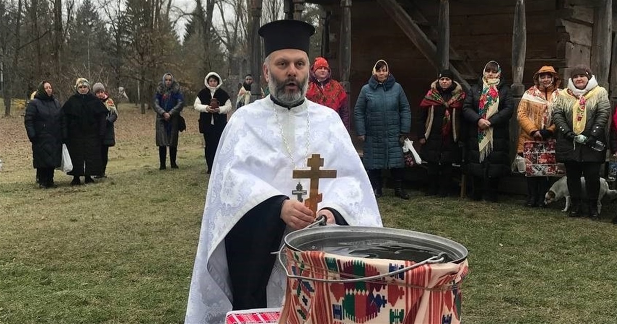 Переяславщина вперше відзначила Водохреще сьогодні: молилися, освячували воду, дехто навіть купався