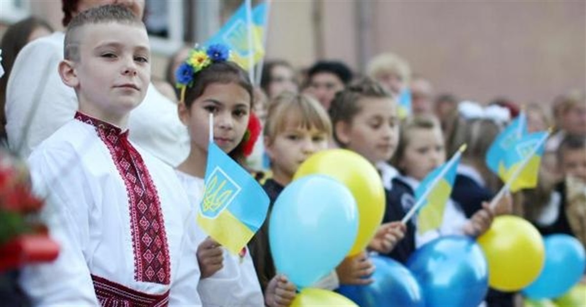 Летние каникулы в Украине 2022. Когда закончится учебный год в школах