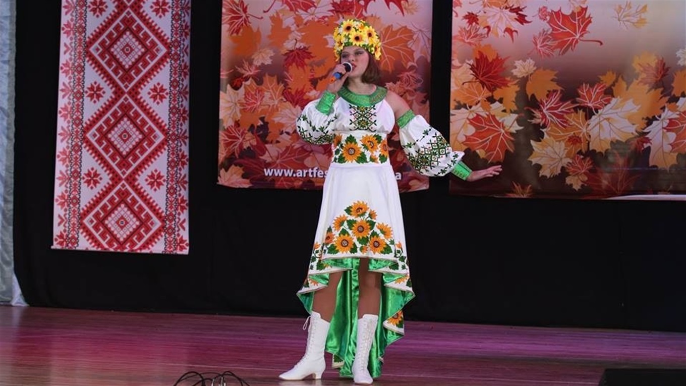 Ученица Белогоровской школы победила на всеукраинском многожанровом конкурсе 