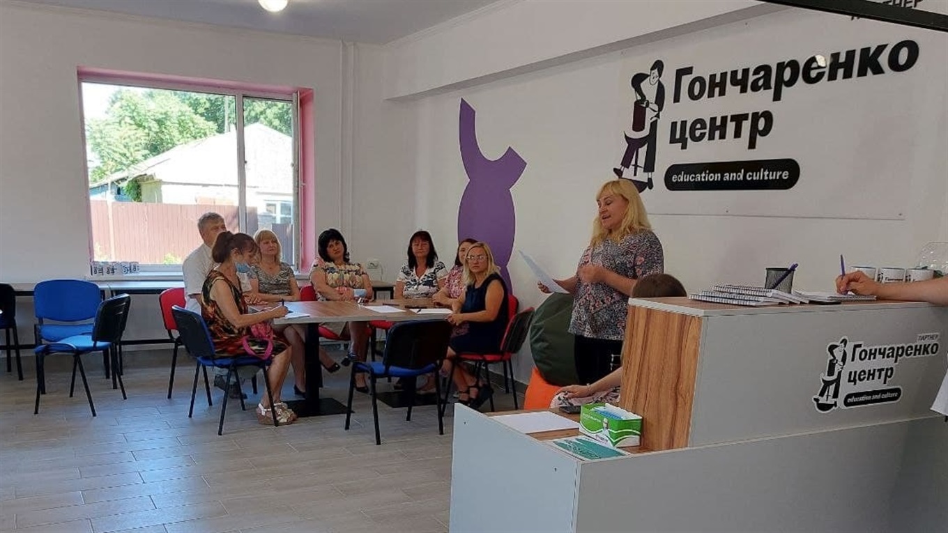 В Олешках на Херсонщині відкрили новий культурний центр — знайомимось та гортаємо фото