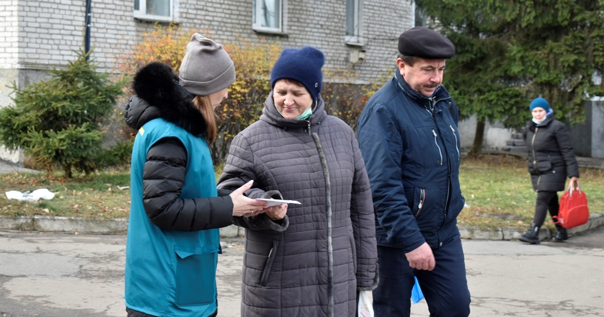 Жмеринчан вчать протидіяти жорстокості: Акція «16 днів проти насилля»