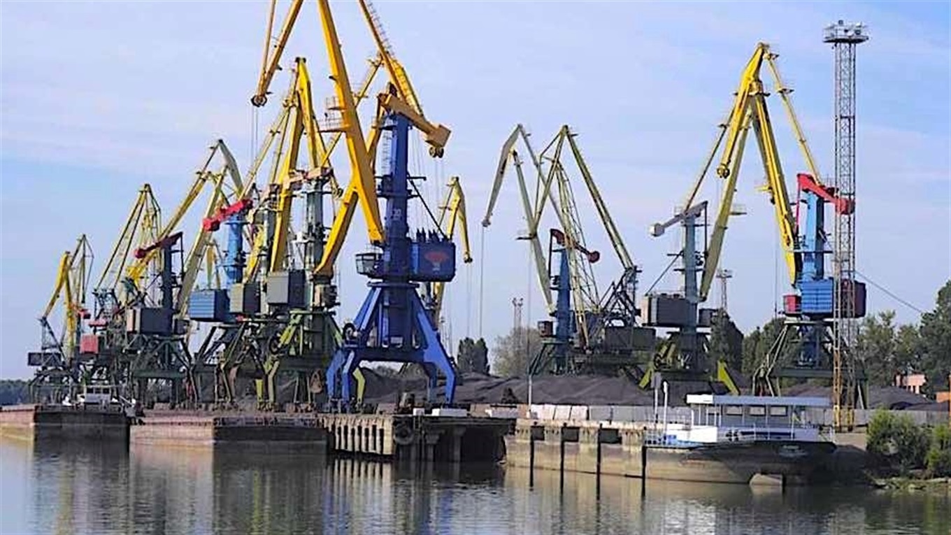 Среди морских портов Украины Измаил обработал больше всех судов