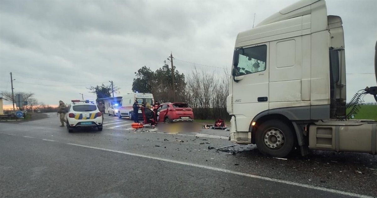 На трасі Ізмаїл-Одеса сталося смертельне ДТП: загинули діти