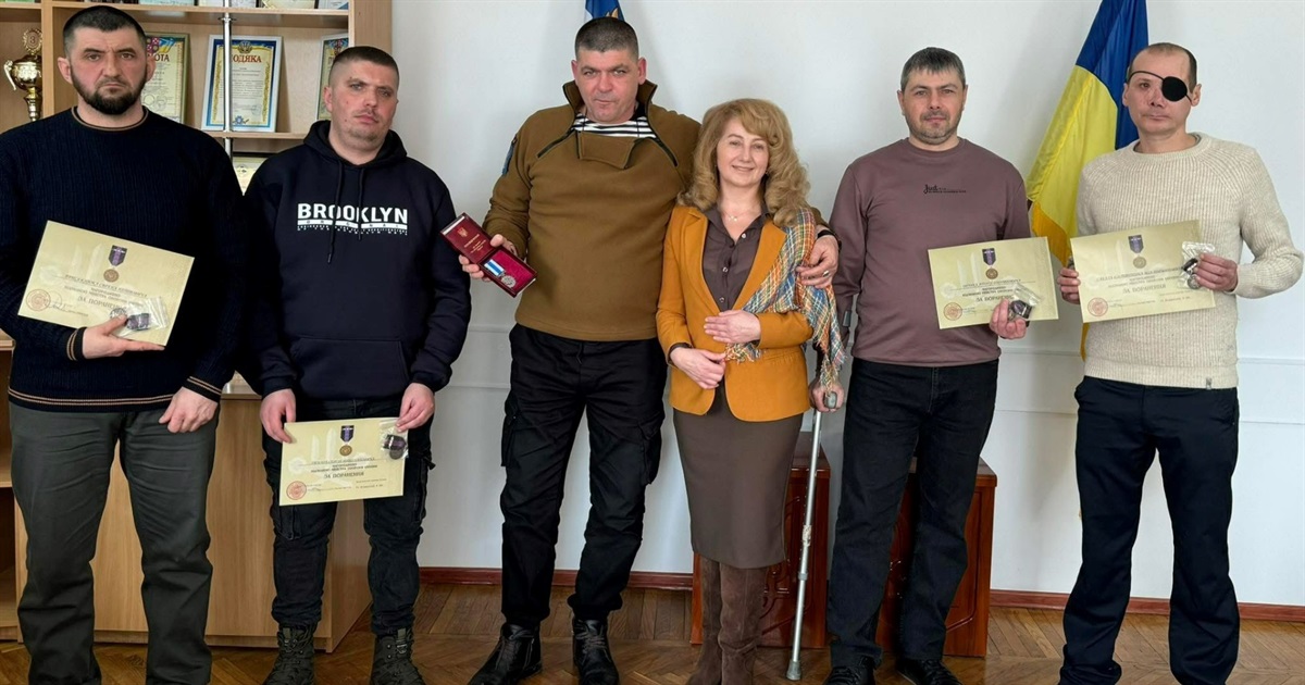 Пʼятеро Захисників у Жмеринці отримали державні нагороди за відвагу та честь