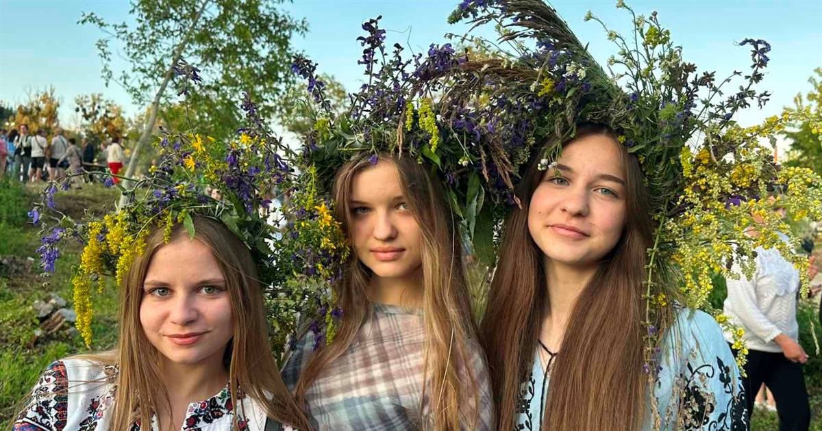 "Купальські дива" у Звягелі: етнофестиваль зібрав понад 75 тисяч гривень на дрони для ЗСУ