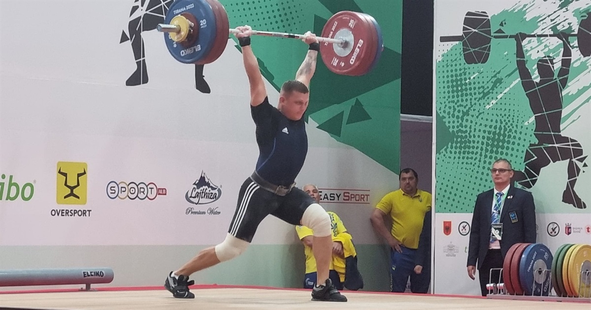 Олег Ніколаєнко здобув срібло на чемпіонаті Європи з важкої атлетики серед молоді