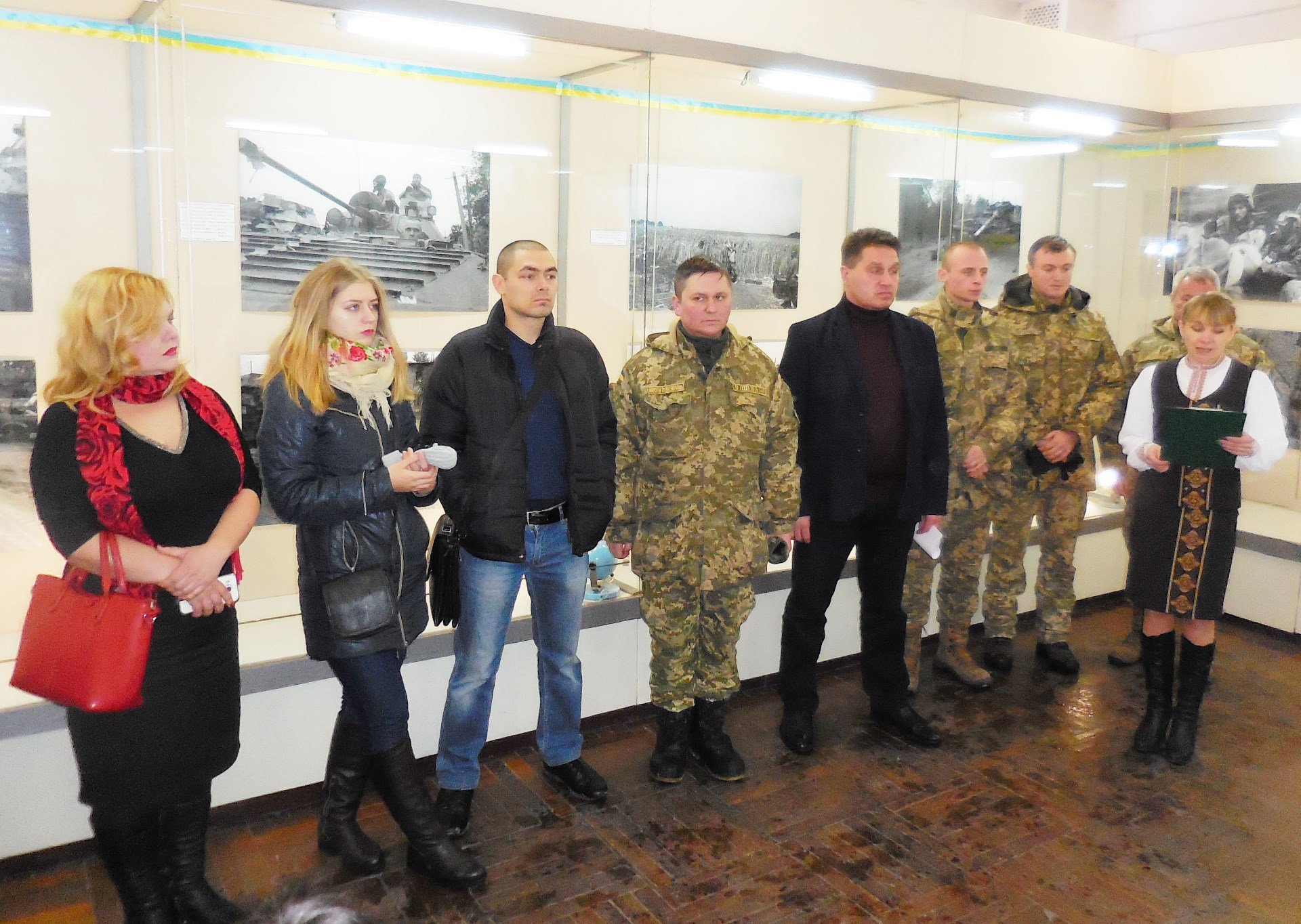 Живуть герої у фотографіях