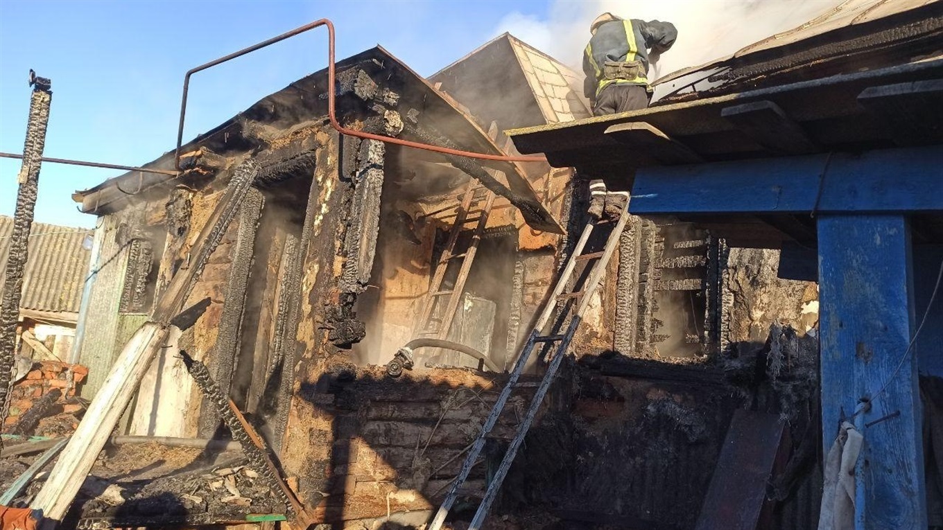 Рятувальники ліквідували загоряння будинку в Річках