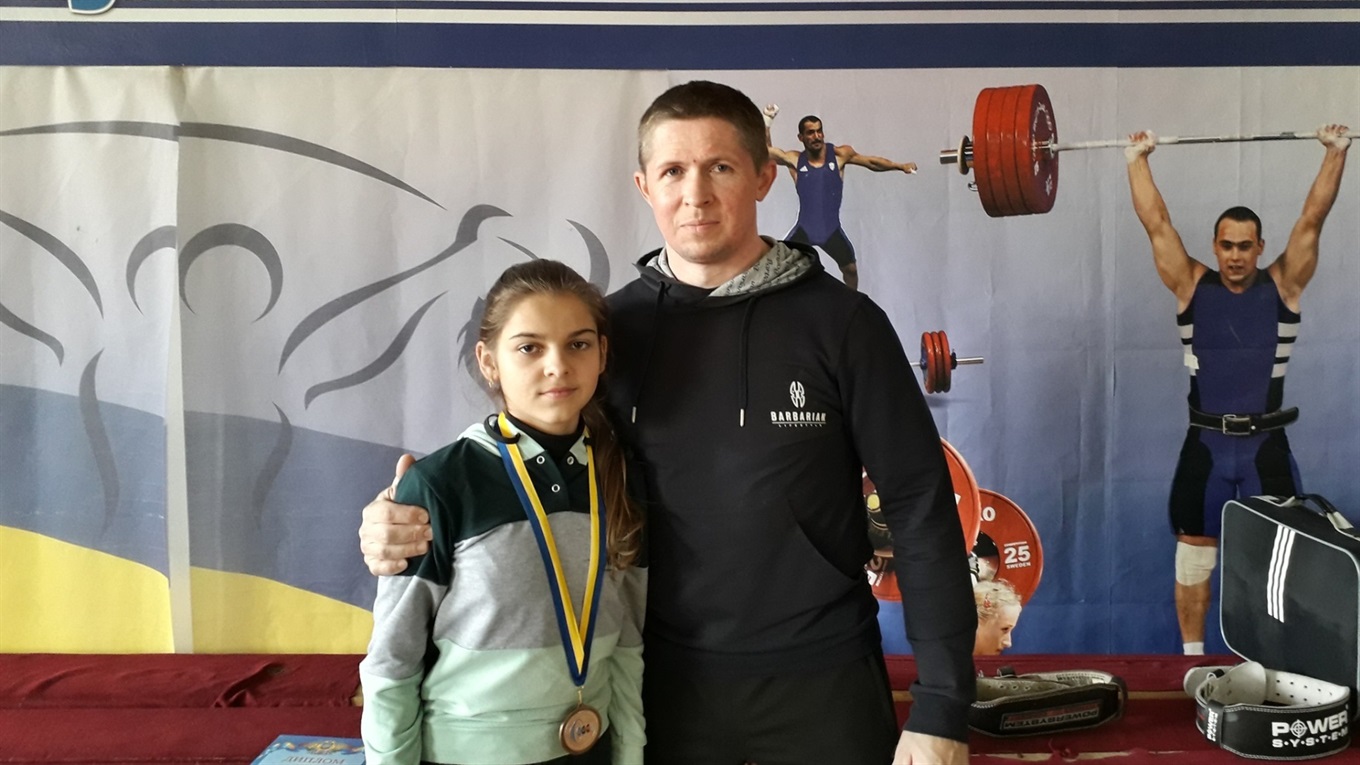 Юна попаснянка стала призеркою Чемпіоната України з важкої атлетики