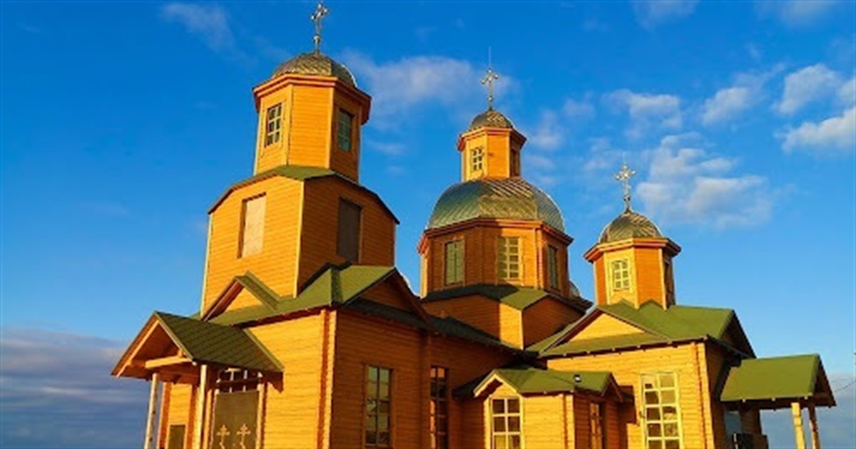 Графік Великодніх богослужінь 2025 року та освячення святкових кошиків у селах громад Переяславщини