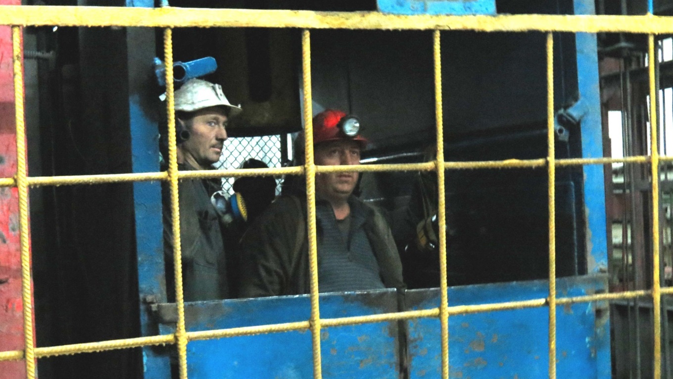 Шахтарі "Надії" піднялися на поверхню після восьмиденного протесту. Їм пообіцяли виплатити зарплату