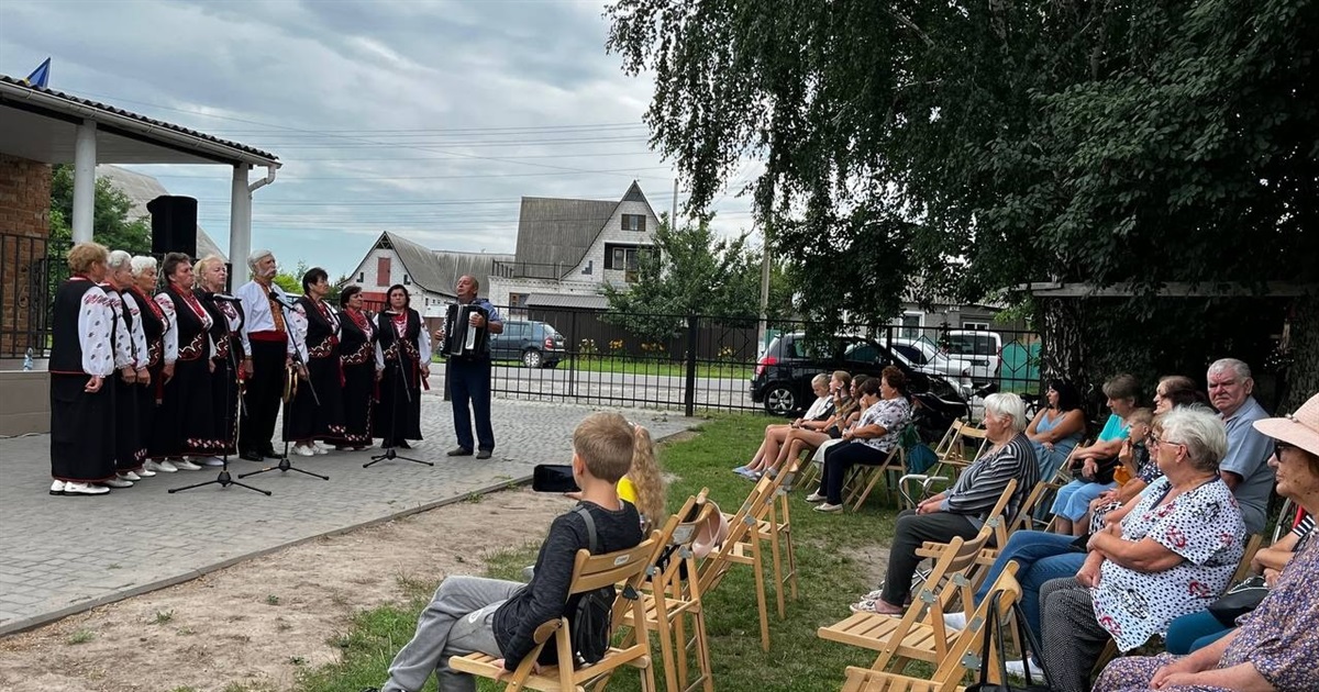 У Переяславі відбувся благодійний концерт народного аматорського ансамблю "Чебреці" ФОТО