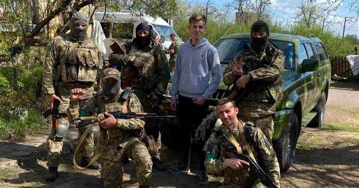 Автомобіль для ЗСУ від парафіян кіцманської церкви вже на передовій