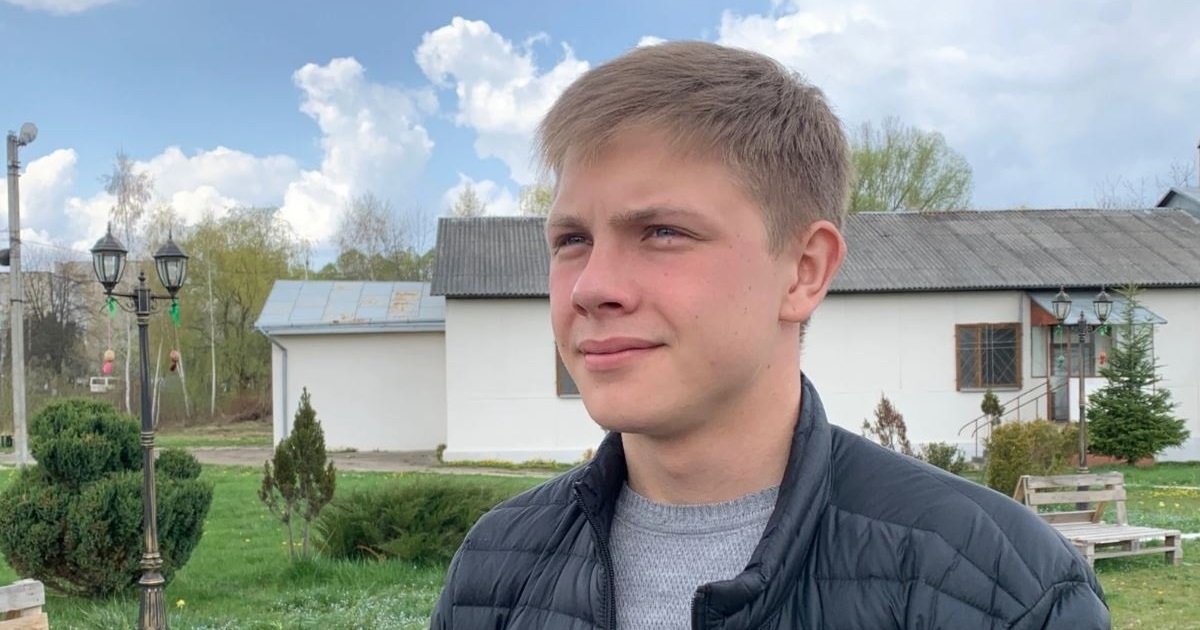 П’ятеро дітей-сиріт з Донеччини потребують допомоги. Їхню маму вбили ворожі снаряди
