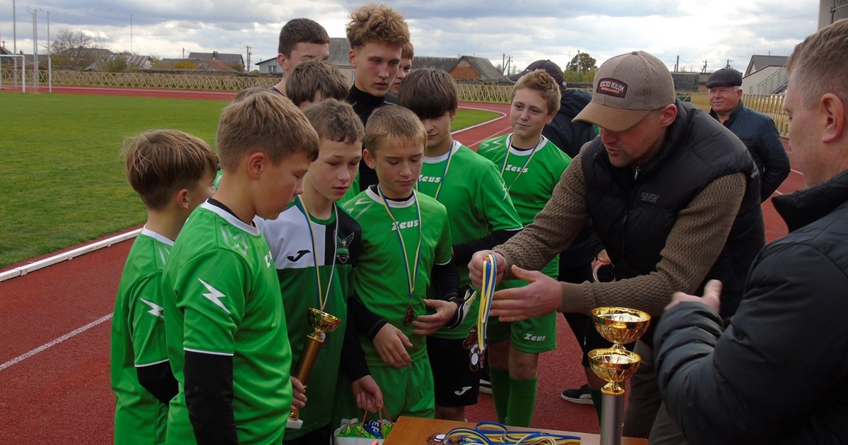 Їхня справа живе на полі: у Старокостянтинові провели турнір пам'яті керівників ФК «Случ»