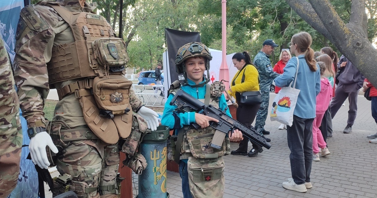 Симулятори керування дронами, тактична медицина і концерт: до Дня міста ВМС провели цікавий захід