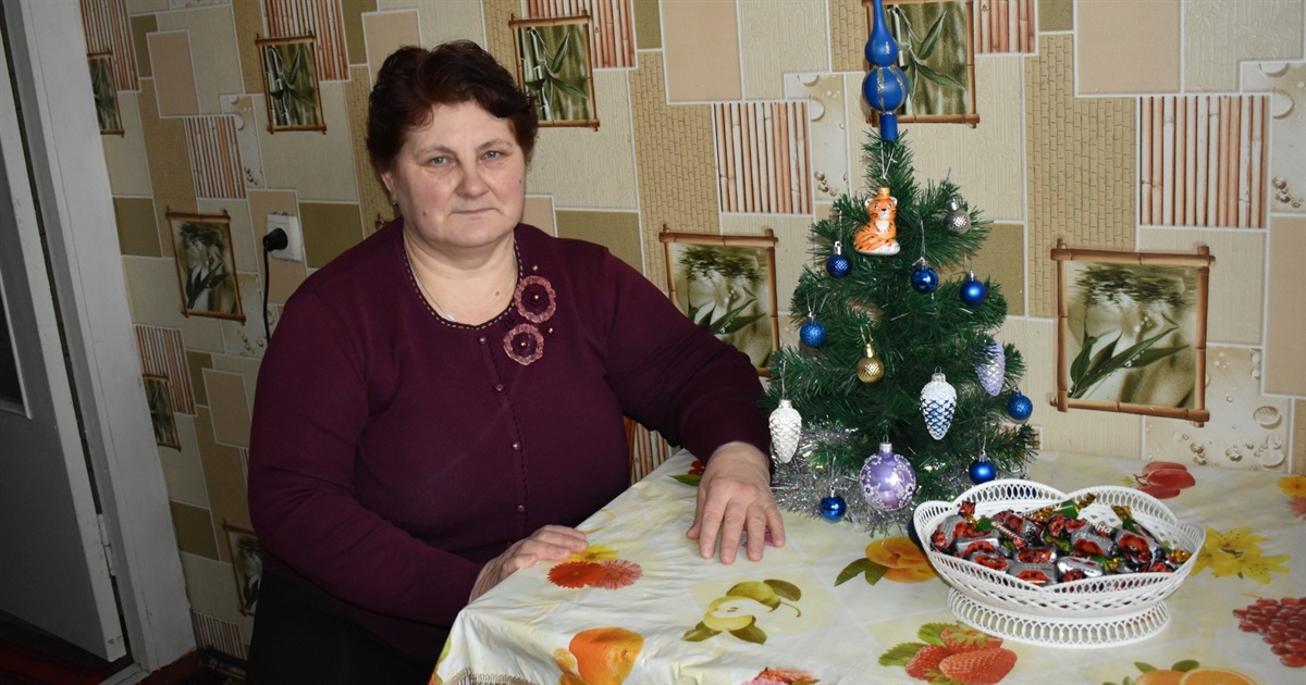 Валентина Хмельницька за 35 років роботи фельдшеркою жодного разу не пожалкувала про вибір професії