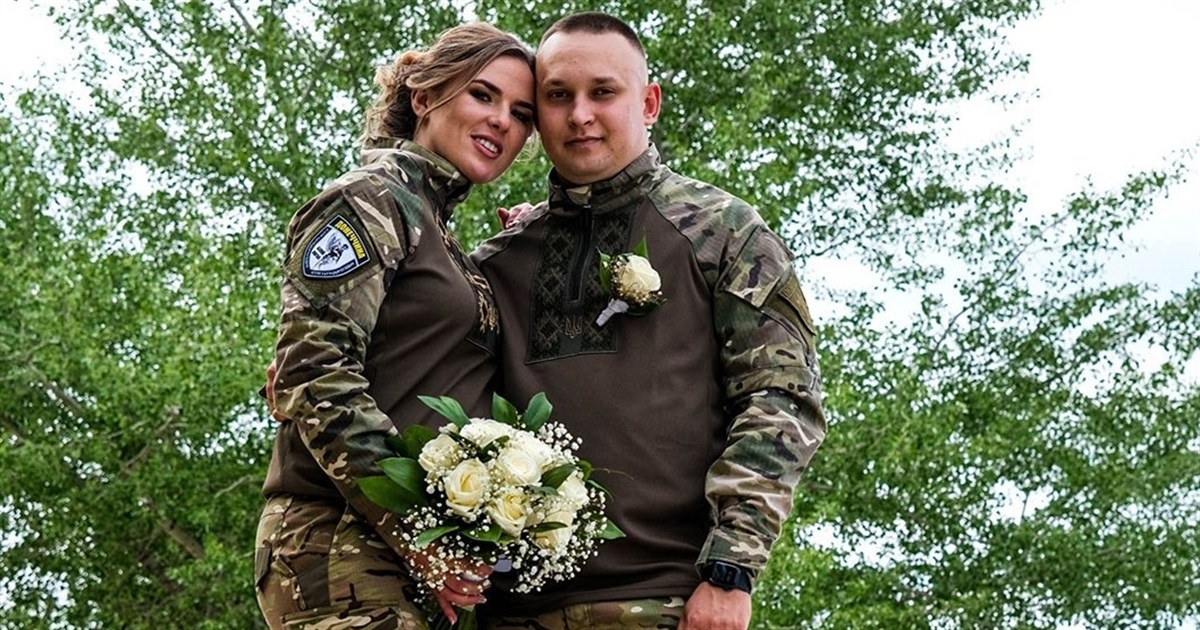 Побралися між поїздками у прифронт. “Білі янголи” Дмитро і Валерія Біленець рятують людей на сході