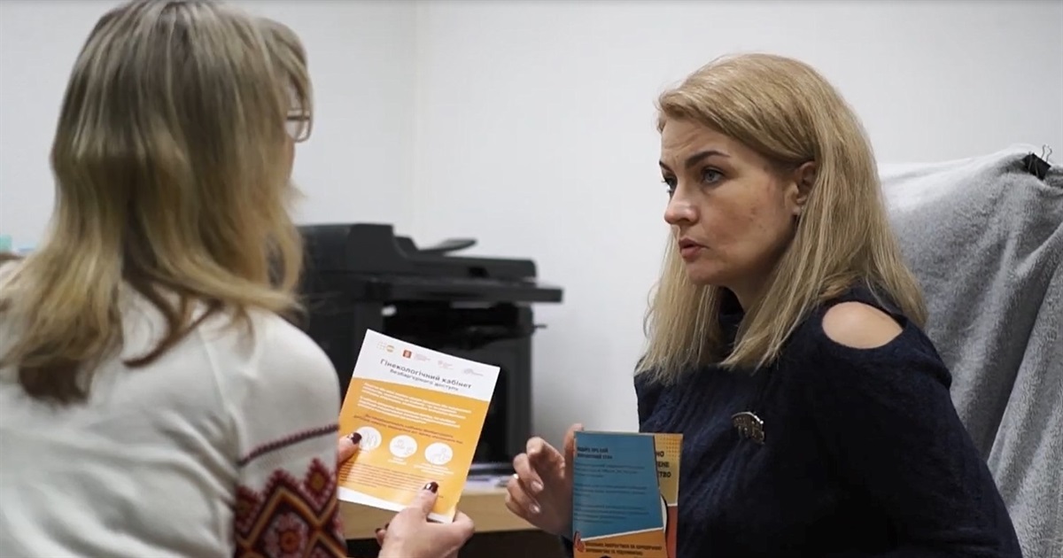 Усе може початися з ревнощів: чому важливо вчасно розпізнати насильство
