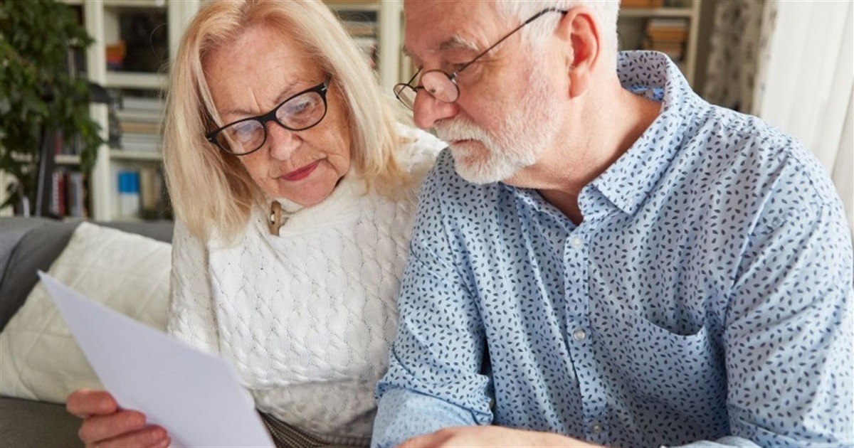 Стаж 40 років і більше — повний перелік пільг та виплат від держави